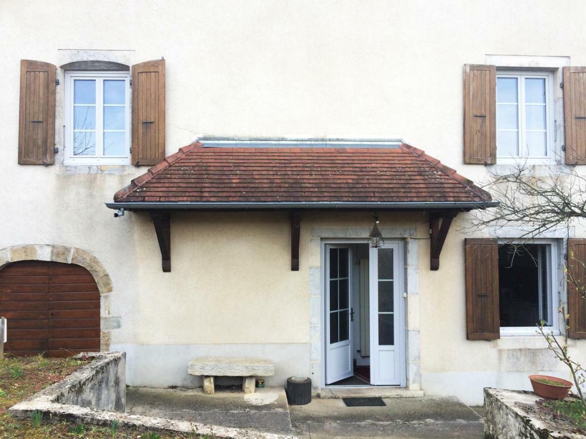 Retro Arty House Villa Mesnay Exterior photo