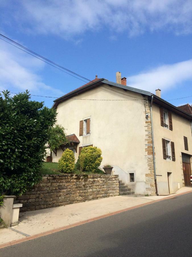 Retro Arty House Villa Mesnay Exterior photo